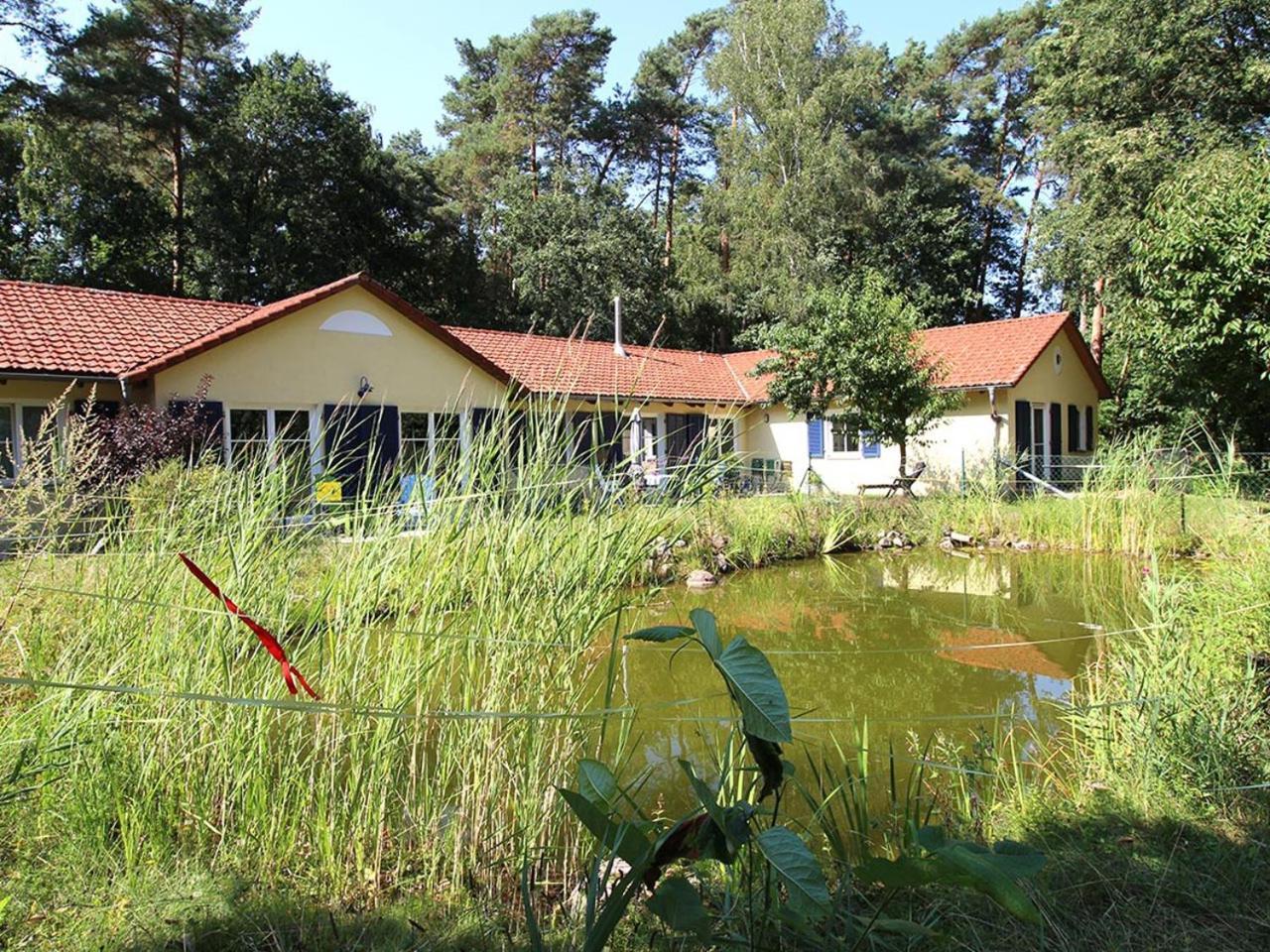 Bauernhof-Streichel-Zoo-Kombi-Familien-Suite-Im-Wald-Am-See Gulow Esterno foto